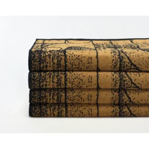 Geo Hand Towel - cozylivehome.com | we sell a wide range of comfortable household items* Housewares