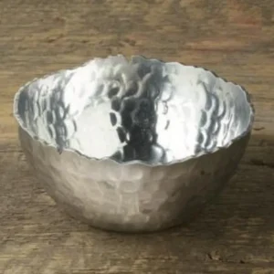 15245 Hammered Cutting Bowl, Sm - cozylivehome.com | we sell a wide range of comfortable household items* Giftware