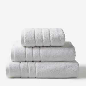 Shop All^Hotel Luxury Bath Towels - 100% Combed Cotton - cozylivehome.com | we sell a wide range of comfortable household items