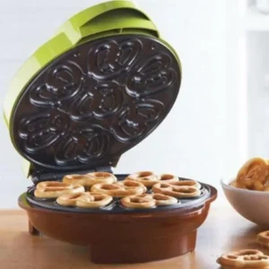 MINI PRETZEL MAKER - cozylivehome.com | we sell a wide range of comfortable household items* Shop All