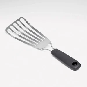 OXO GOOD GRIPS FISH TURNER - cozylivehome.com | we sell a wide range of comfortable household items* Housewares