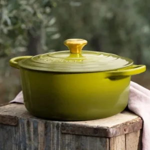 Round Dutch Oven 5.5Qt. - cozylivehome.com | we sell a wide range of comfortable household items* Shop All